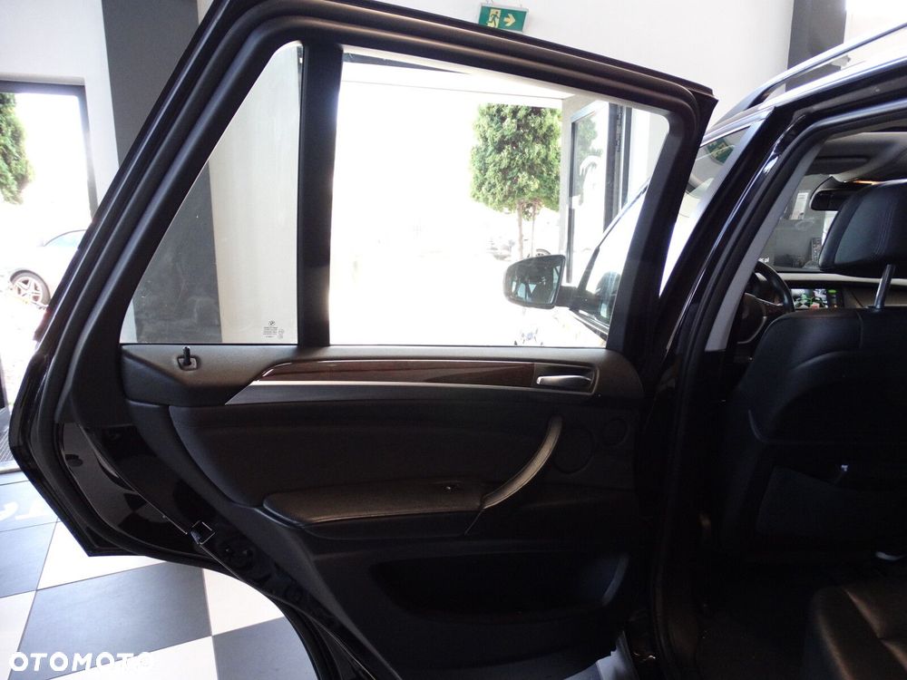 BMW X5 - 30