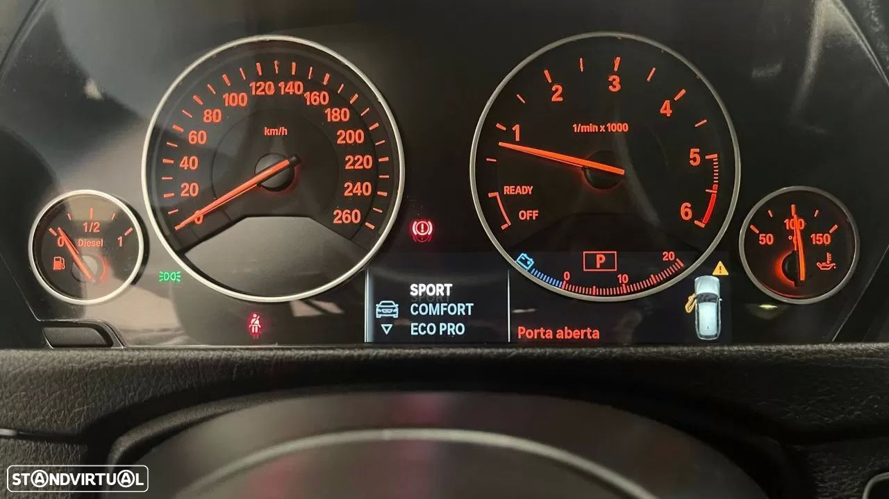 BMW 320 d Touring ED Line Luxury Auto - 27