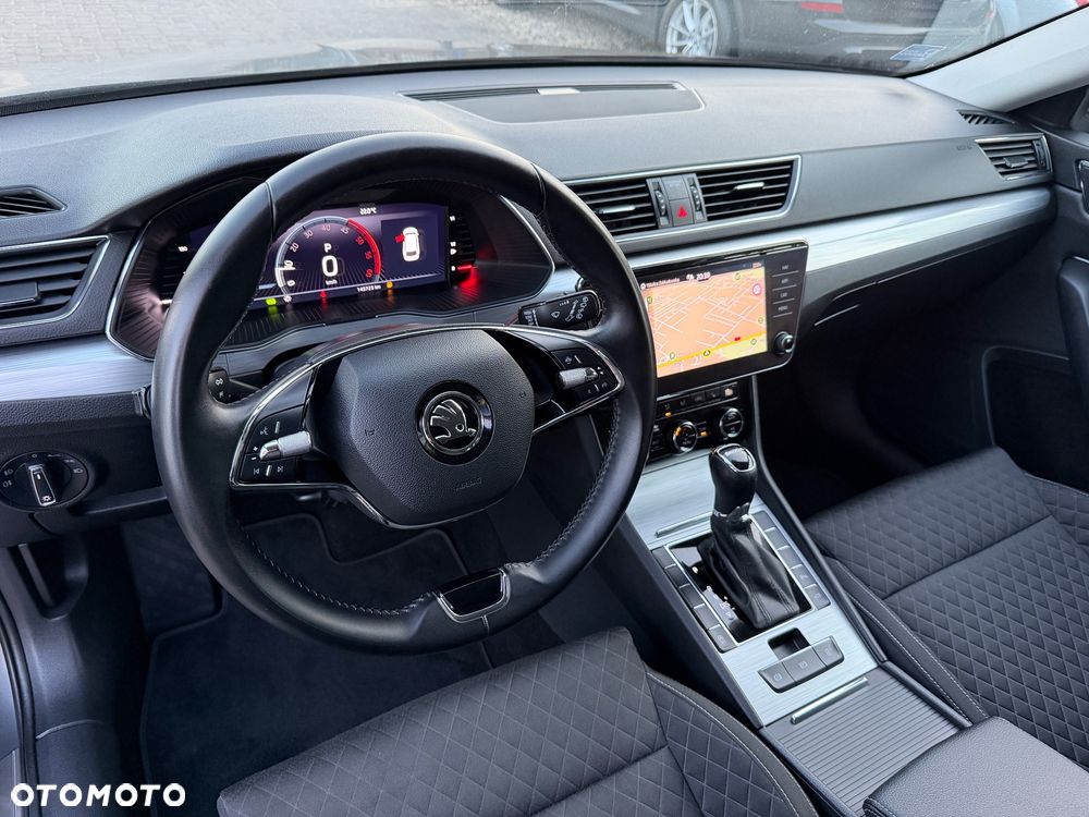 Skoda Superb 2.0 TDI SCR Style DSG - 8