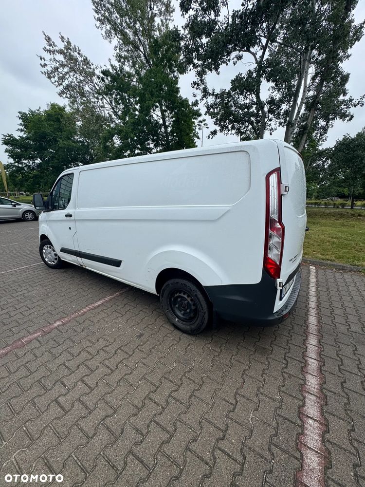 Ford TRANSIT CUSTOM - 4