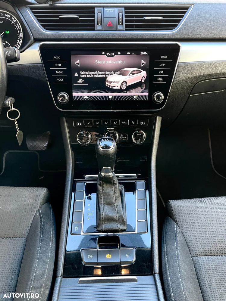 Skoda Superb 1.4 TSI DSG Ambition - 6