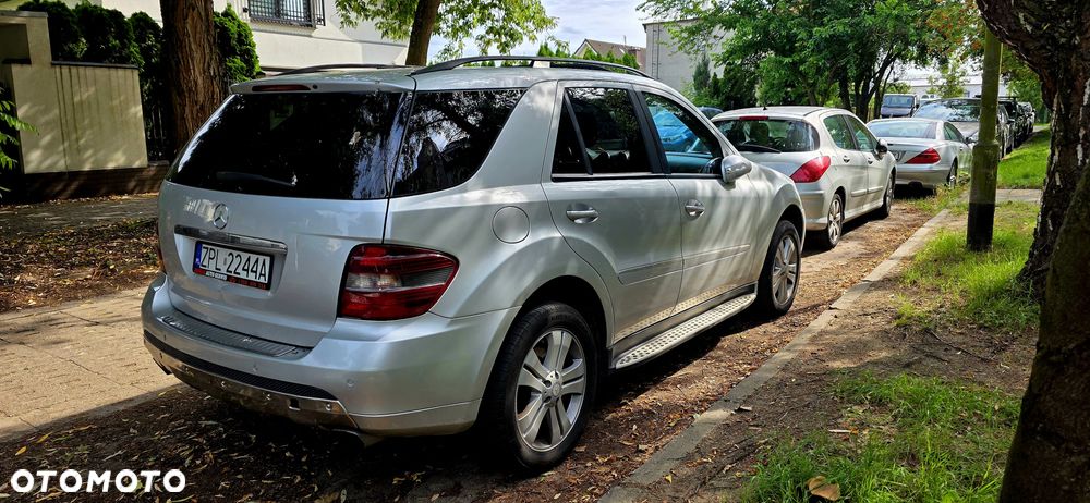 Mercedes-Benz ML - 9
