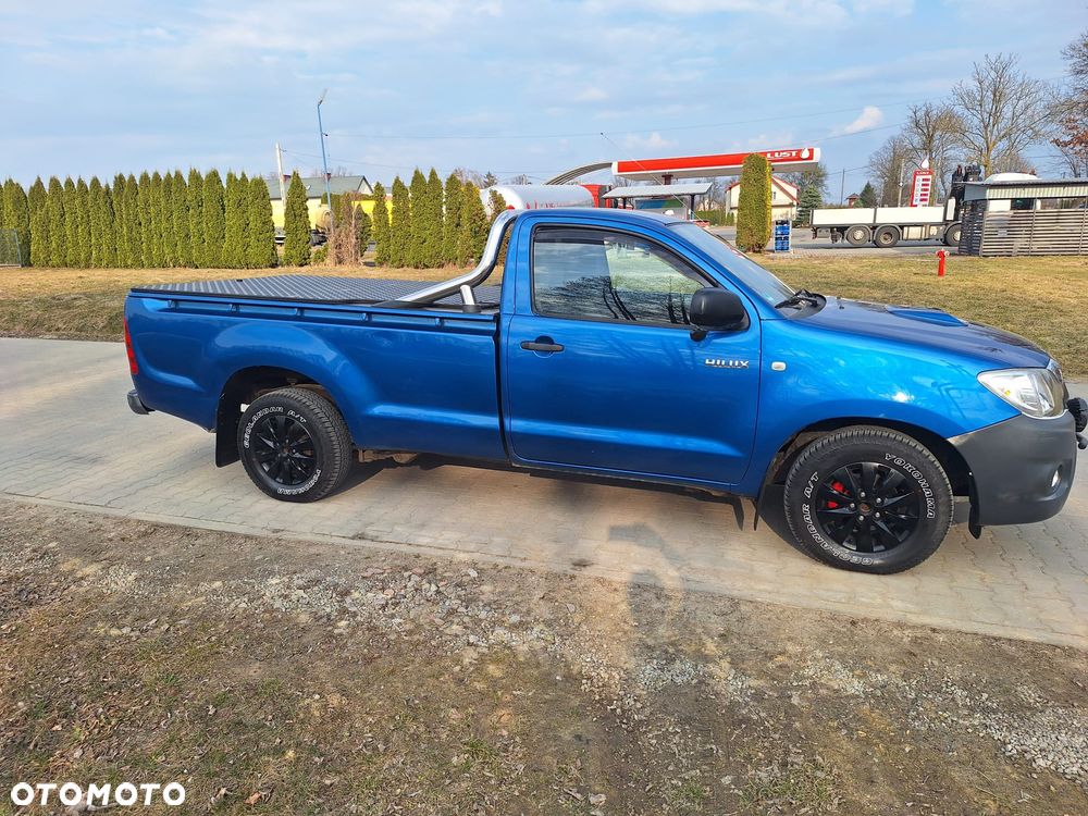 Toyota Hilux 2.5 D-4D DLX - 5