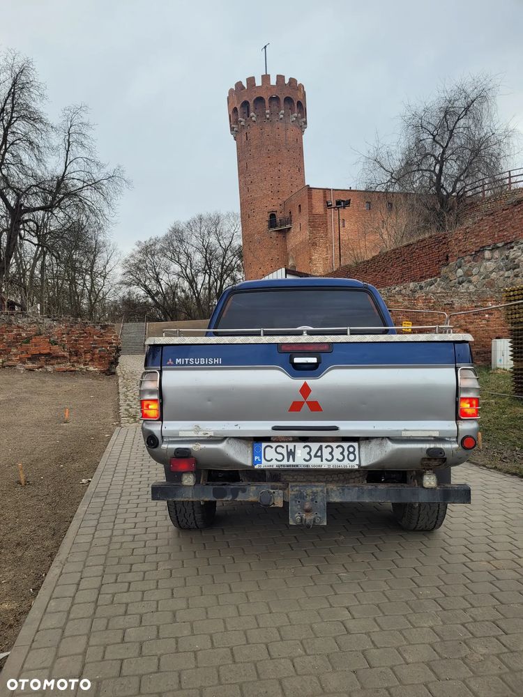 Mitsubishi L200 Pick Up 4x4 Magnum - 8