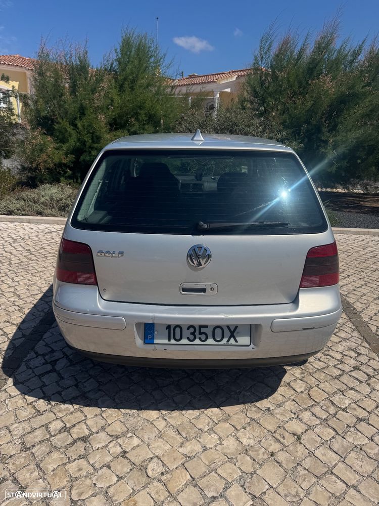 VW Golf - 6