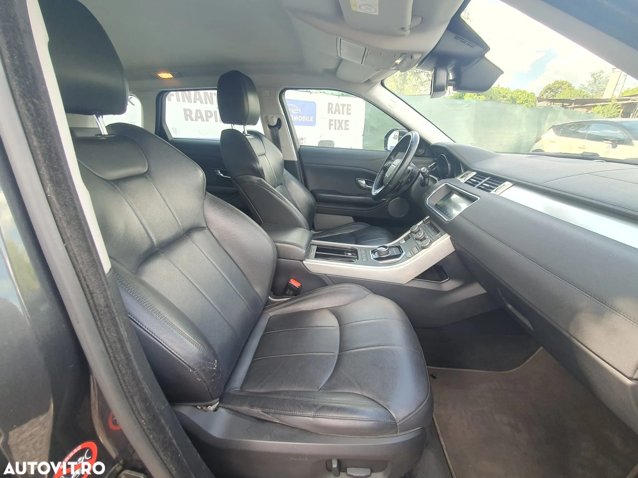 Land Rover Range Rover Evoque 2.0 D150 R-Dynamic - 13