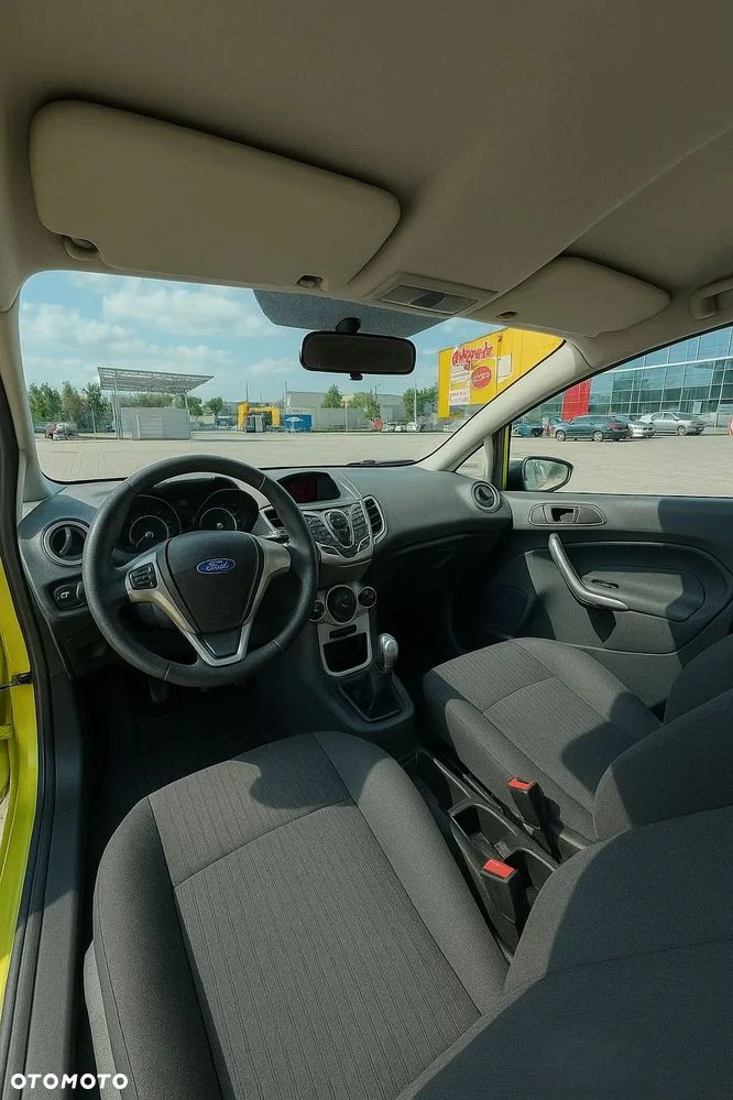 Ford Fiesta 1.4 Trend - 10