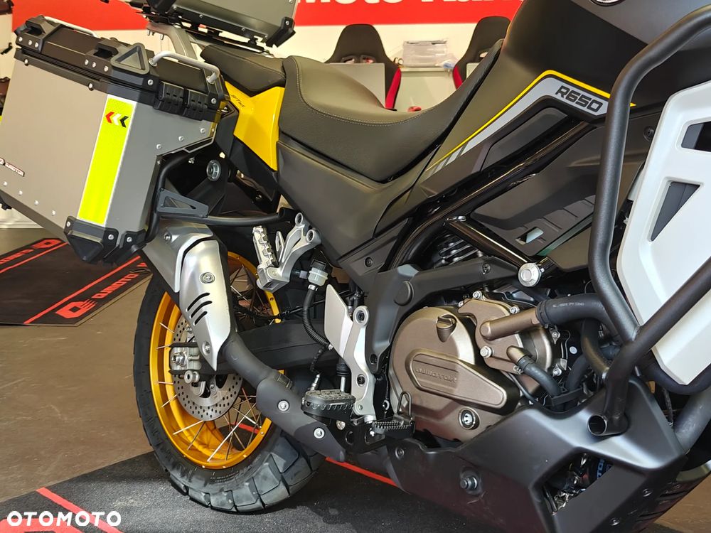 QJMOTOR SVT 650X - 4