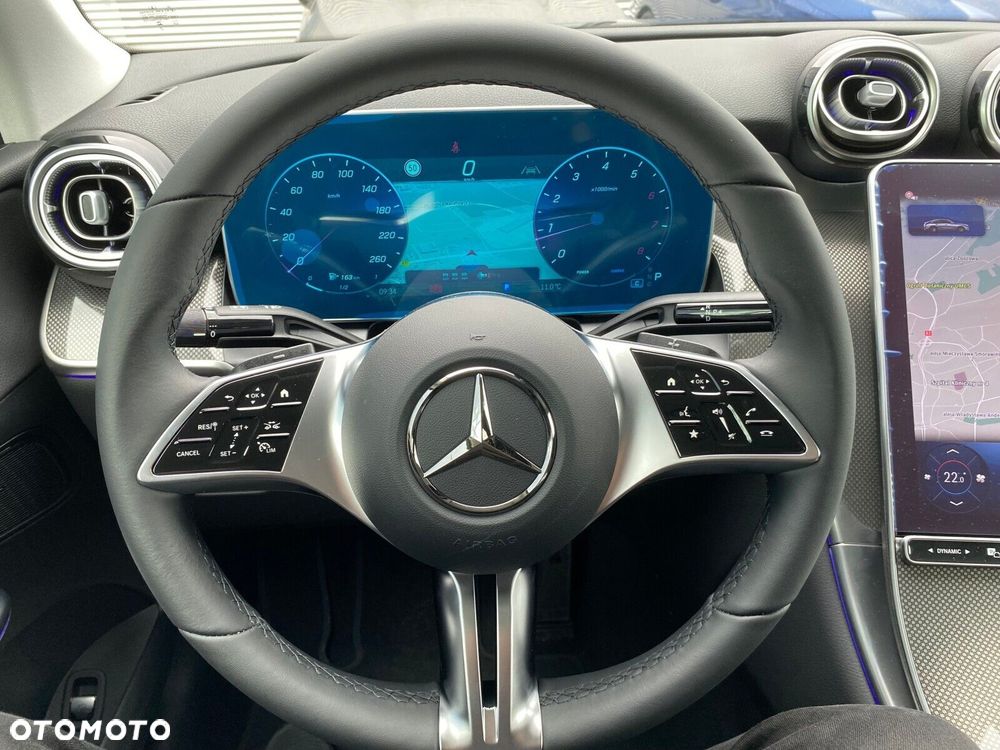 Mercedes-Benz GLC - 12