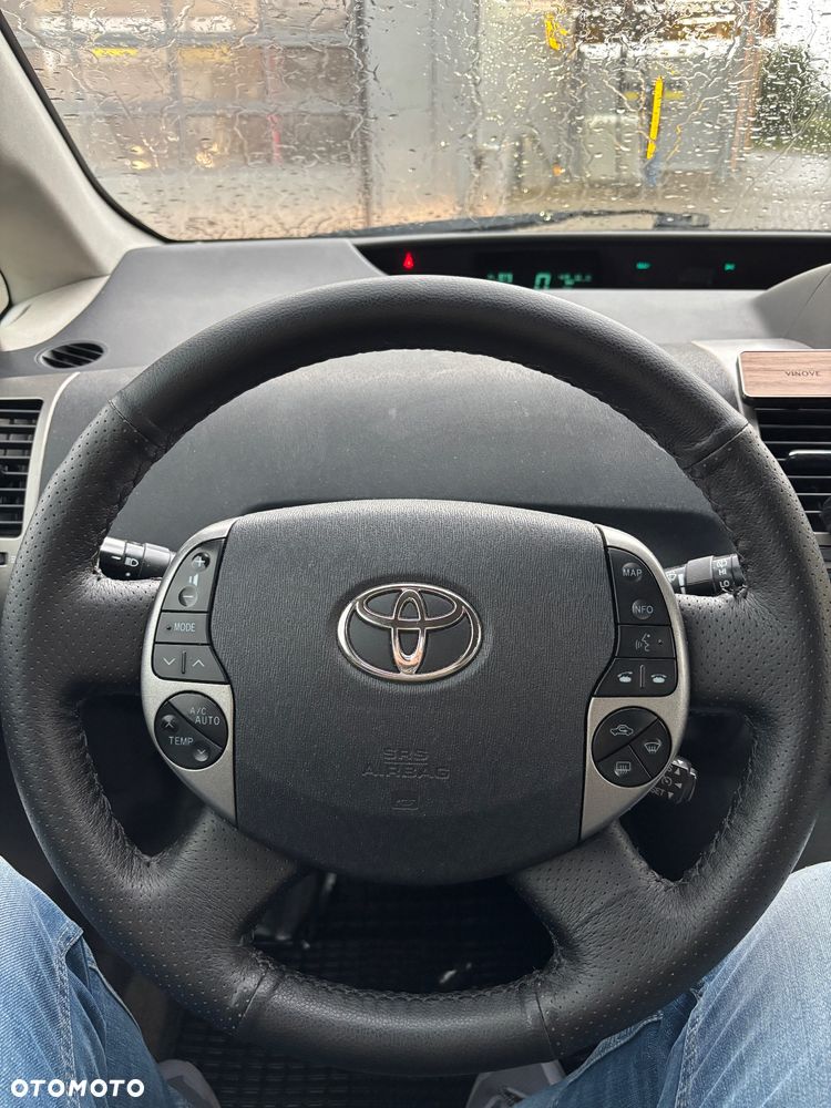 Toyota Prius - 11