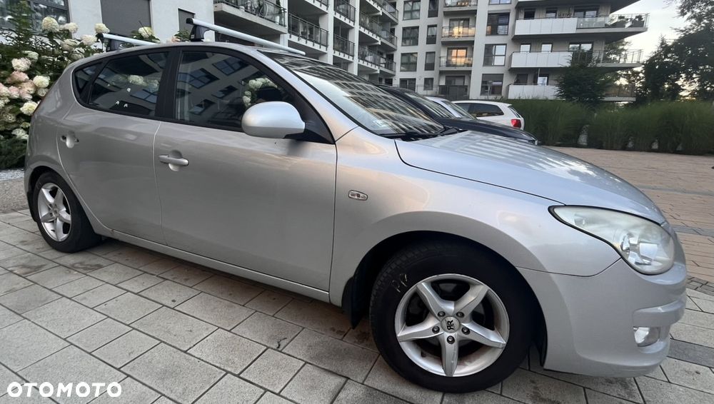 Hyundai i30 1.6 Comfort - 4