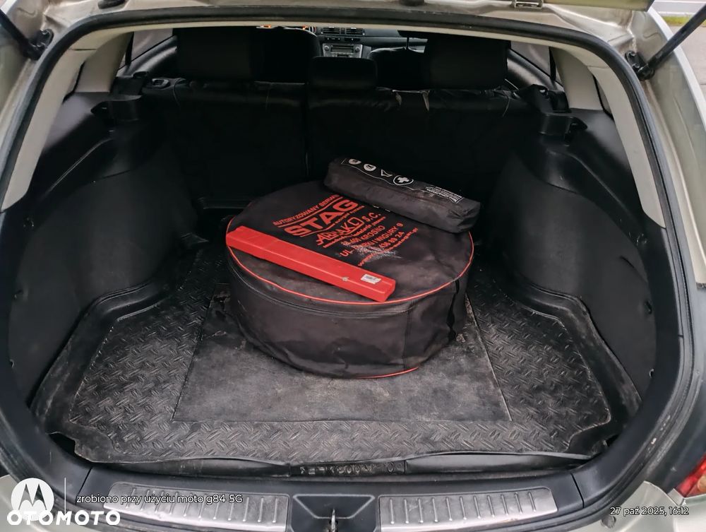 Toyota Avensis 2.0 VVT-i Automatik Executive - 24