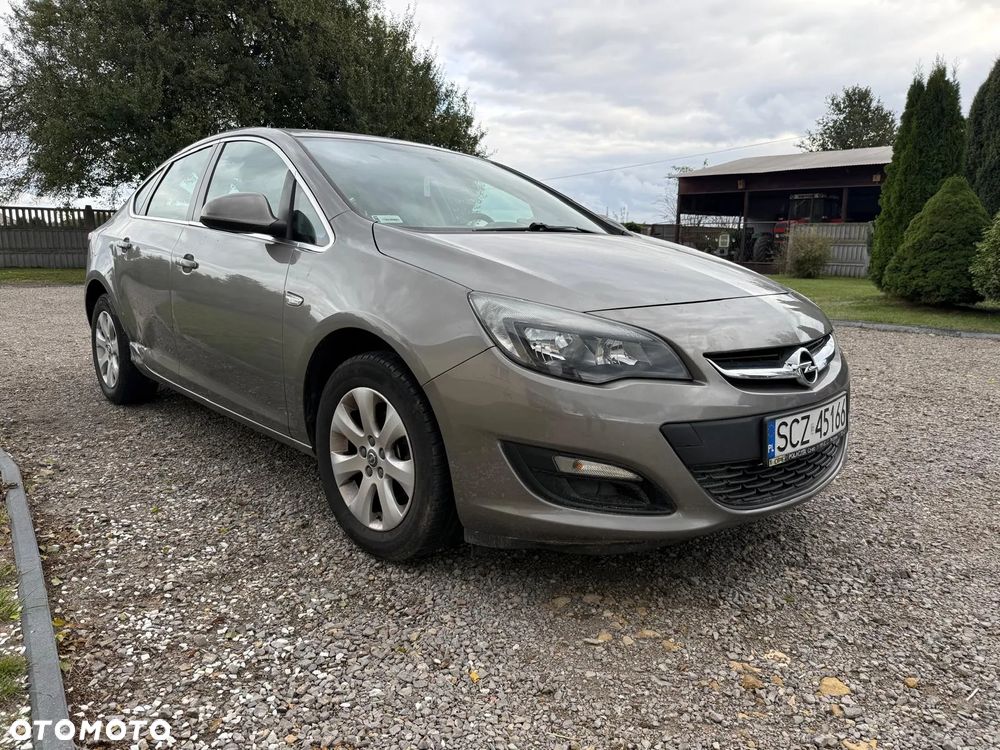 Opel Astra IV 1.4 T Active EU6 - 6