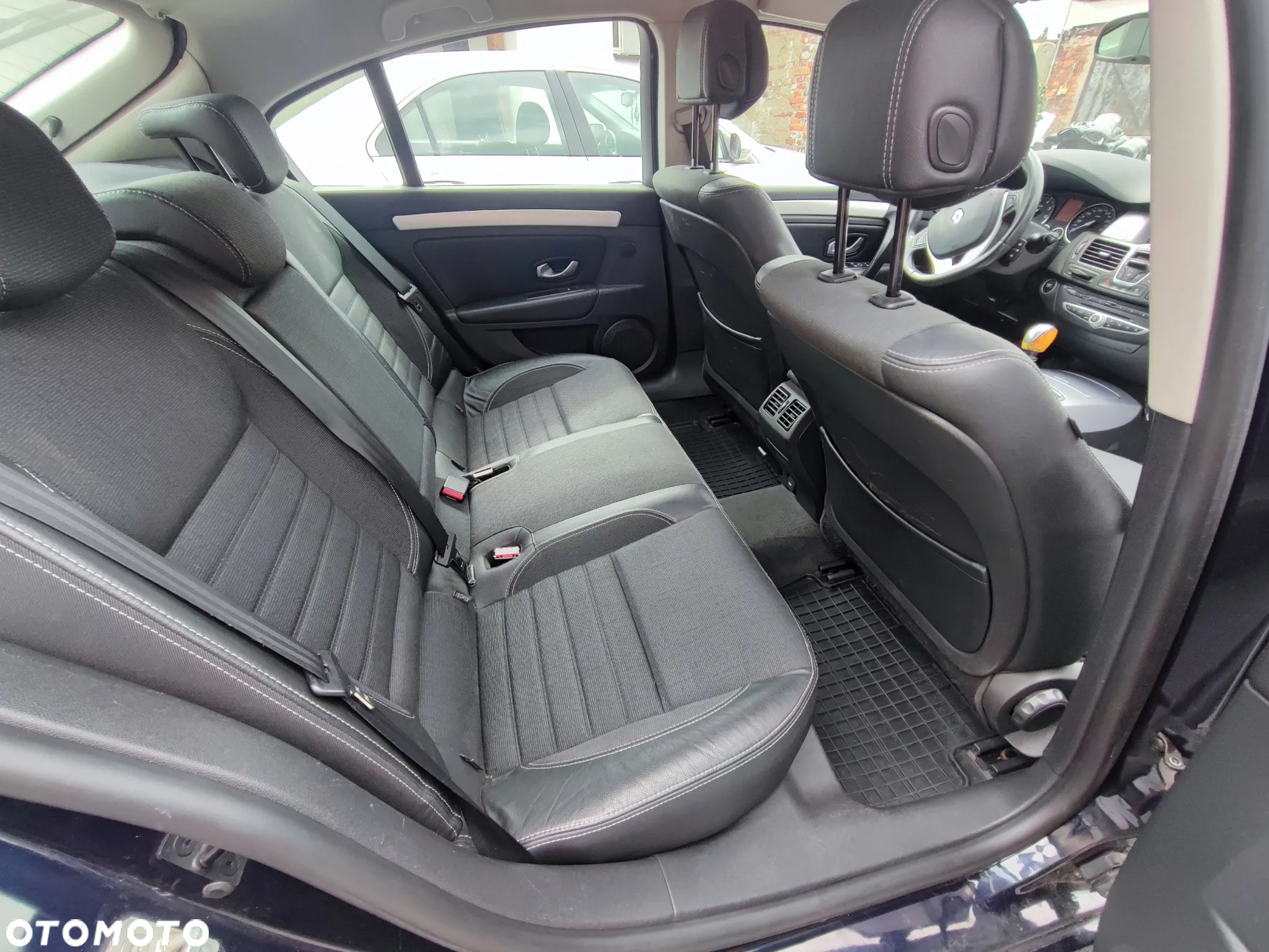 Renault Laguna 2.0 Tech Run - 9