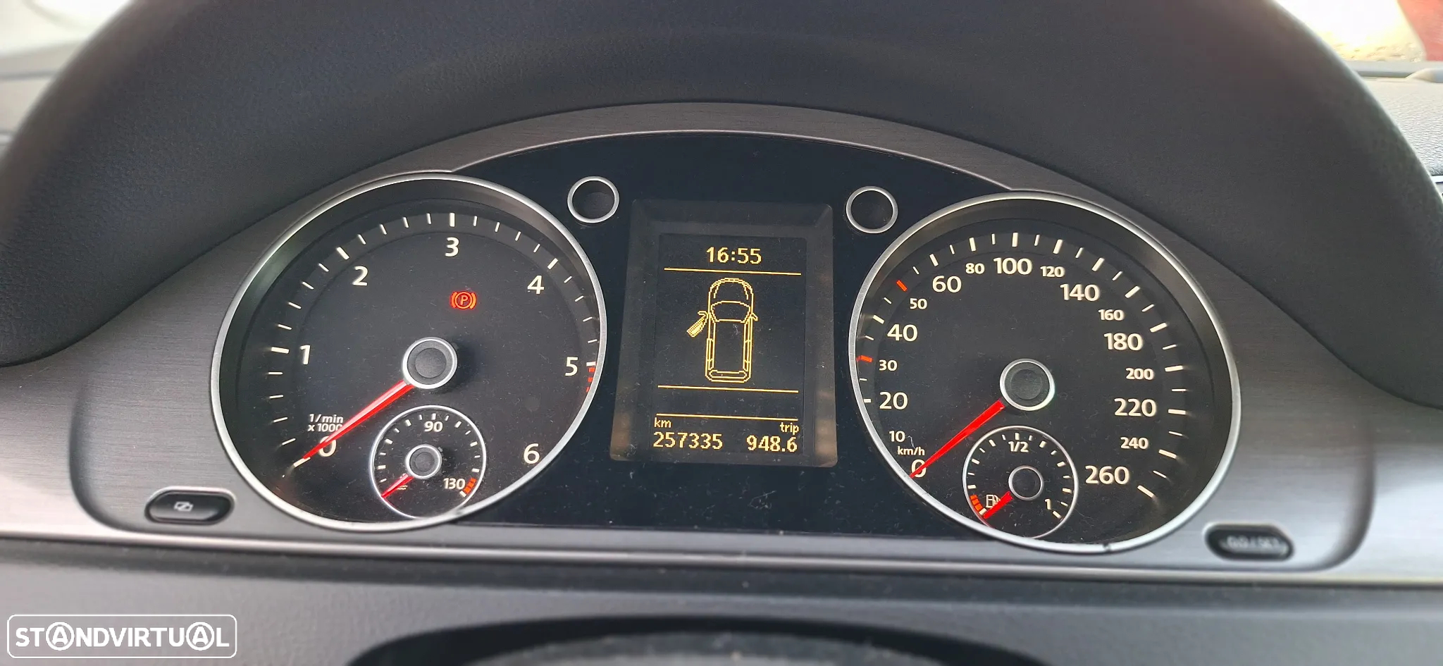 VW Passat Variant 2.0 TDi Edition Con.DSG - 25