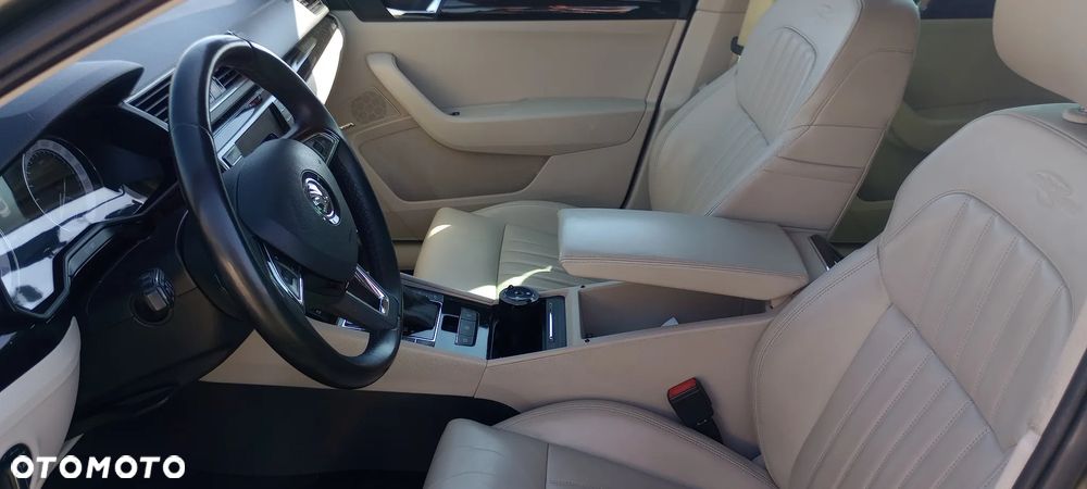 Skoda Superb 2.0 TSI L&K DSG - 11