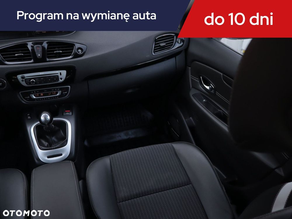 Renault Scenic - 10