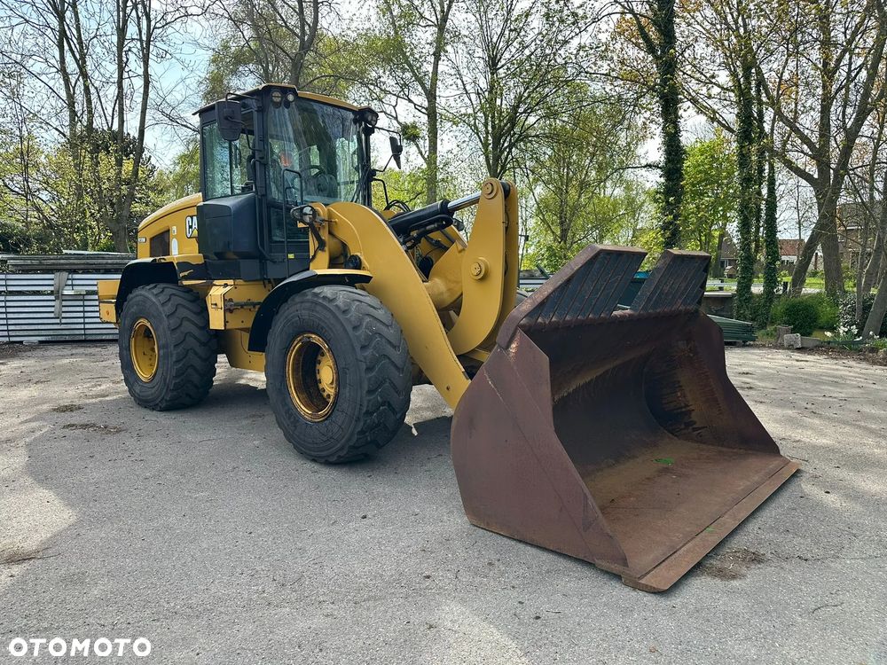 Caterpillar 938M - 1