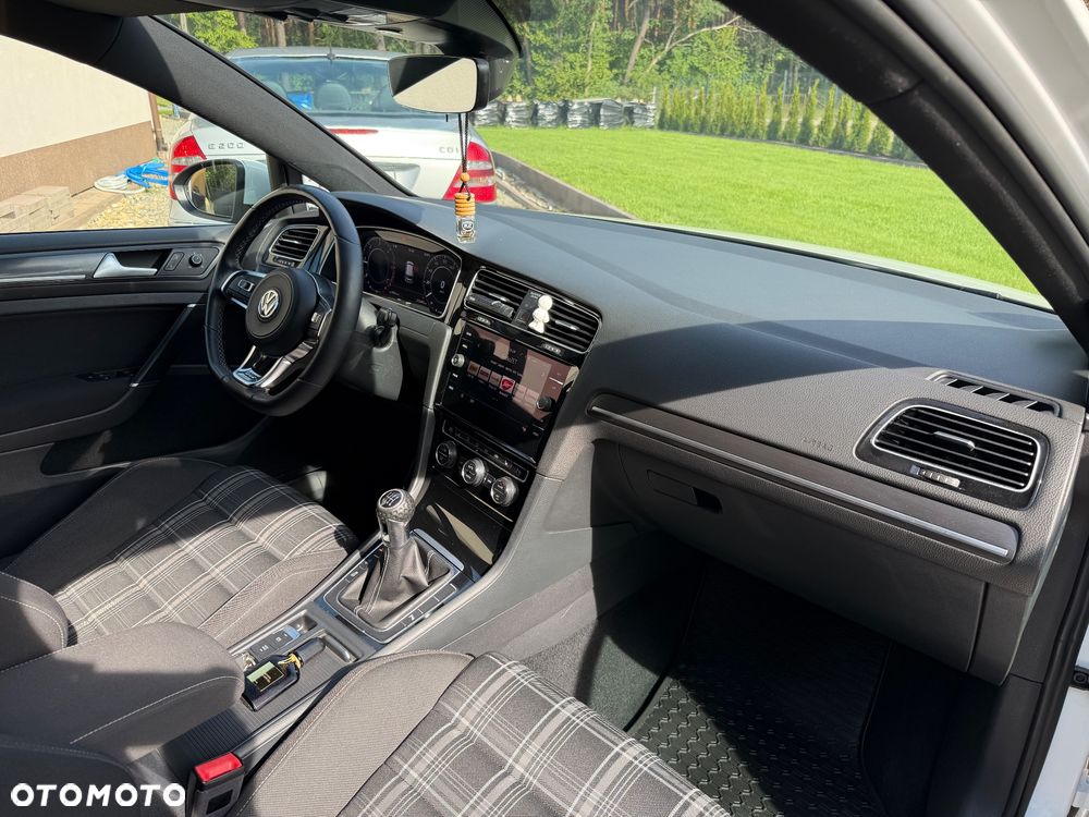 Volkswagen Golf 2.0 TDI BMT GTD - 6