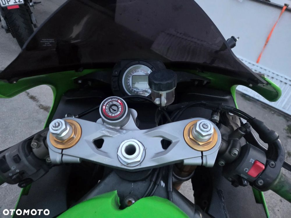 Kawasaki Ninja - 9