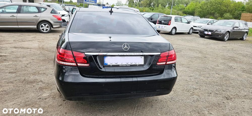 Mercedes-Benz Klasa E 200 CDI 7G-TRONIC Elegance - 4