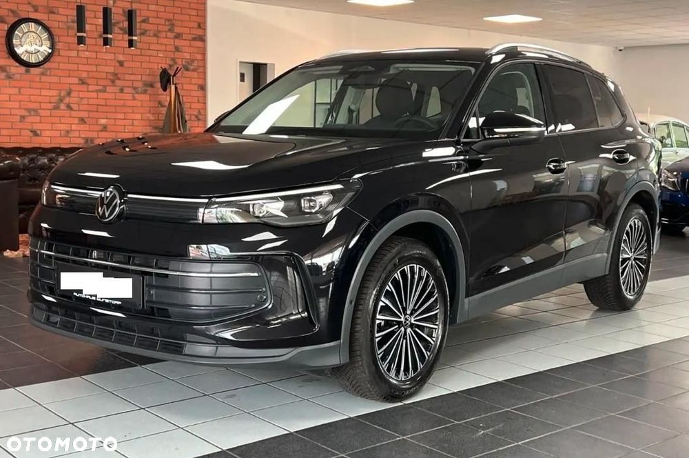 Volkswagen Tiguan - 2