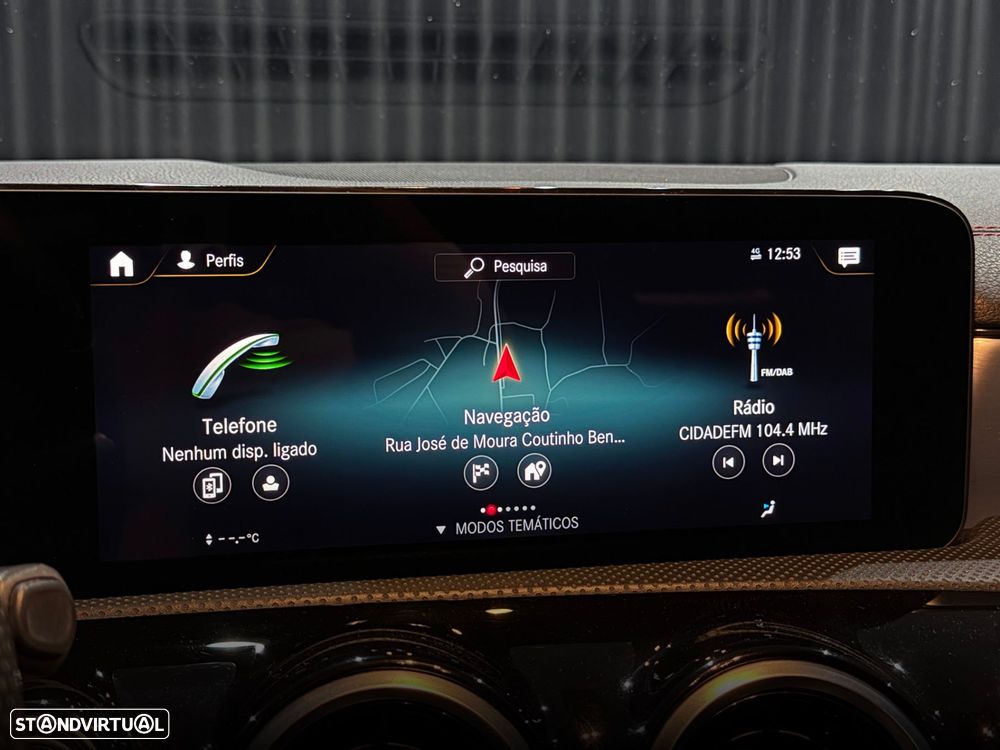 Mercedes-Benz CLA 250 e - 24