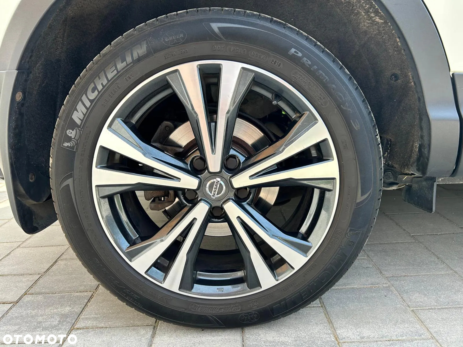 Nissan Qashqai 1.5 dCi DCT TEKNA - 10