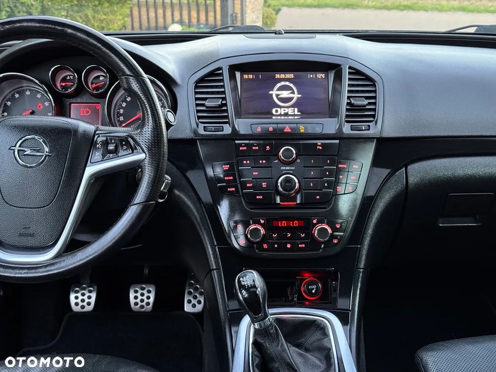 Opel Insignia 2.0 T Sport 4x4 - 17