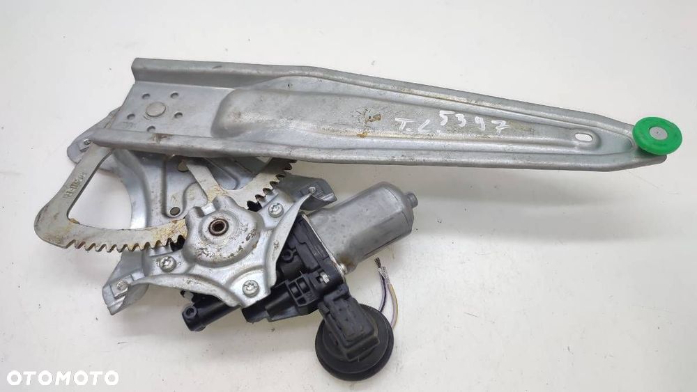 PODNOŚNIK SILNICZEK SZYBY TYŁ LEWY TOYOTA YARIS III EU