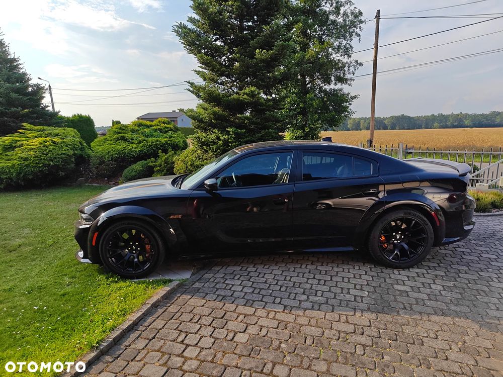 Dodge Charger 6.4 Scat Pack Widebody - 2