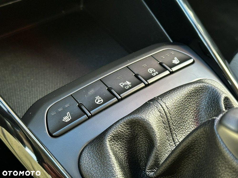 Kia Stonic 1.0 T-GDI 120 Spirit - 29