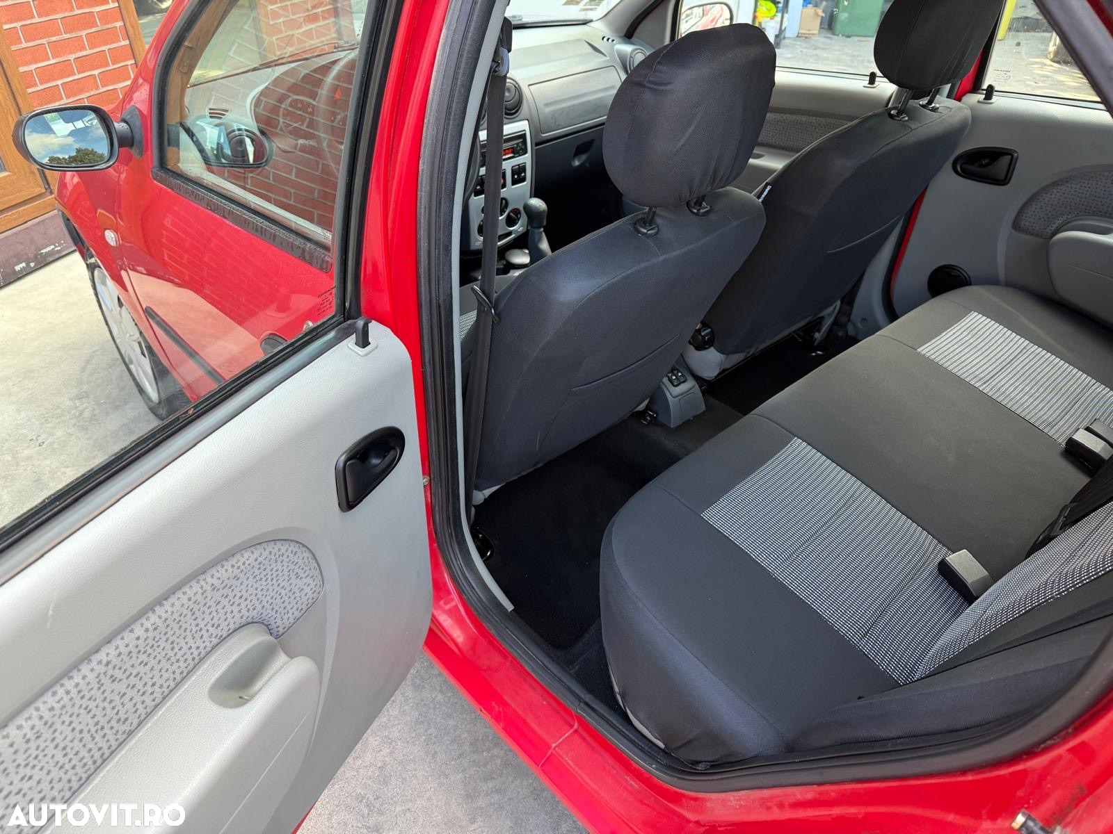 Dacia Logan - 18