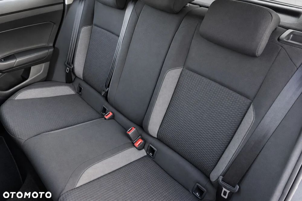 Volkswagen Polo 1.0 TSI Style - 28