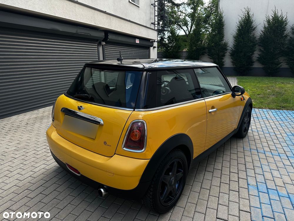 MINI ONE - 4