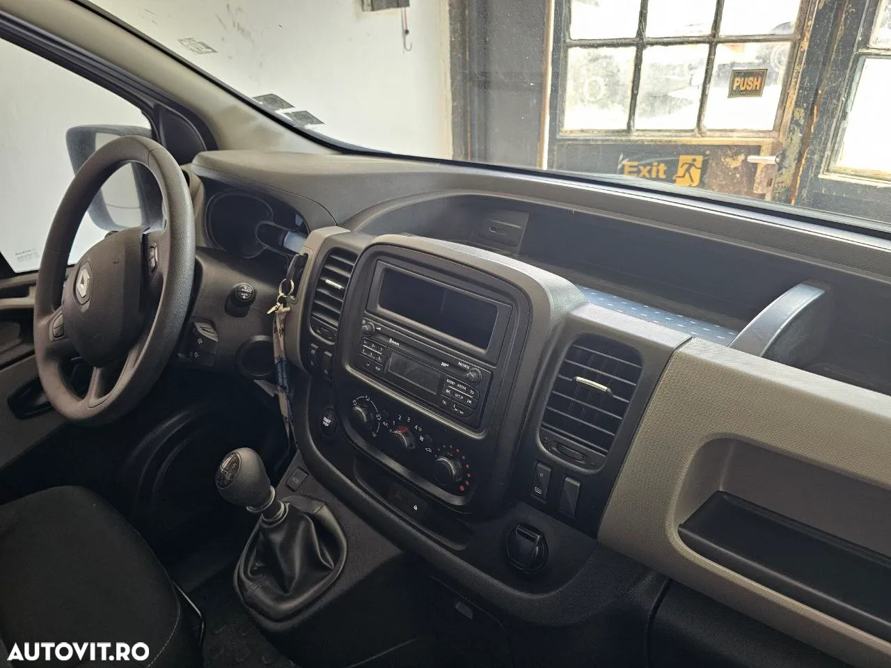 Renault Trafic - 8