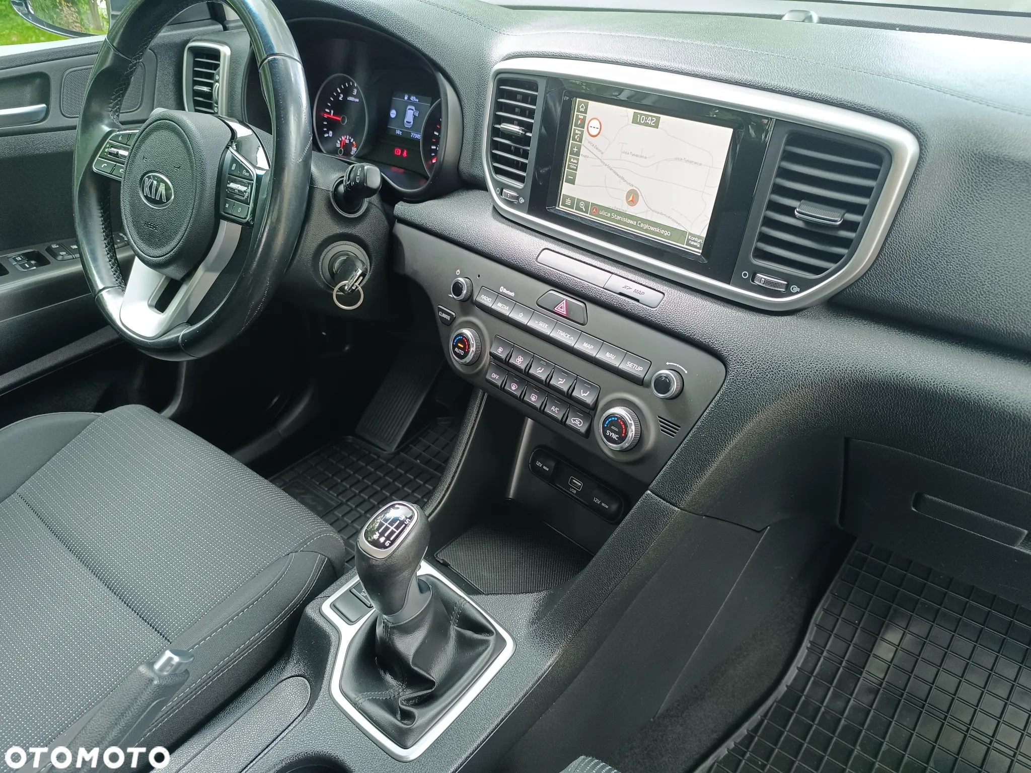 Kia Sportage 1.6 CRDI Black Edition Plus 2WD - 35