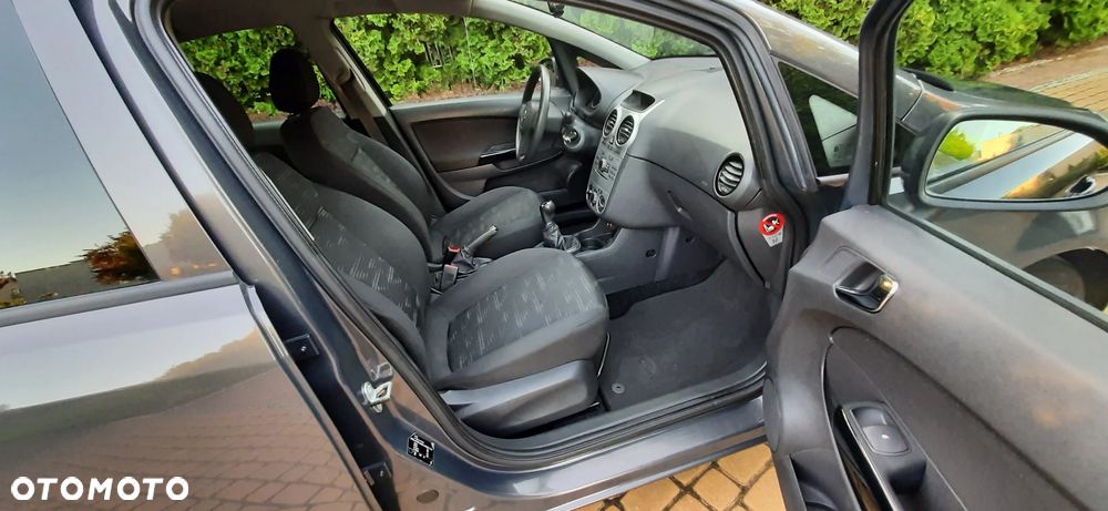 Opel Corsa - 20