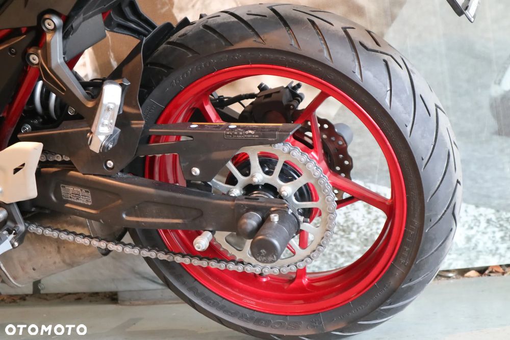 Kawasaki Z 650 - 10