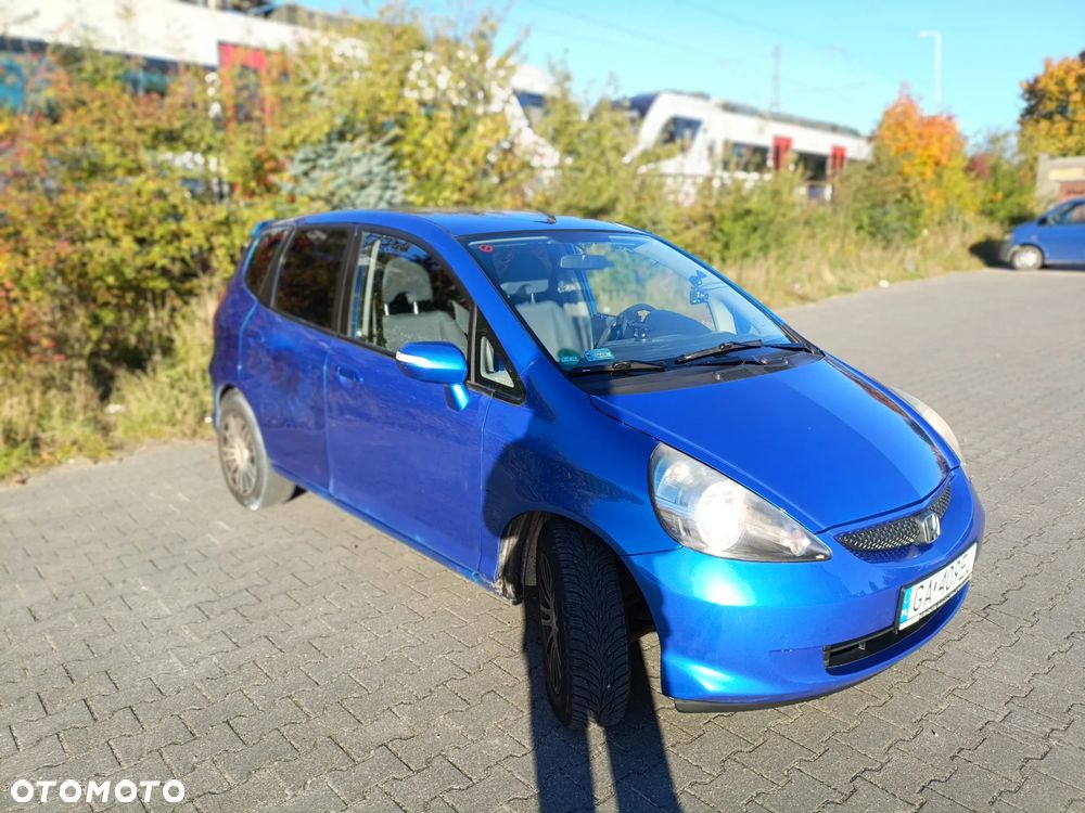 Honda Jazz 2005 photo 2