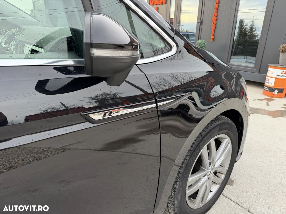 Volkswagen Touran 2.0 TDI SCR Highline - 33