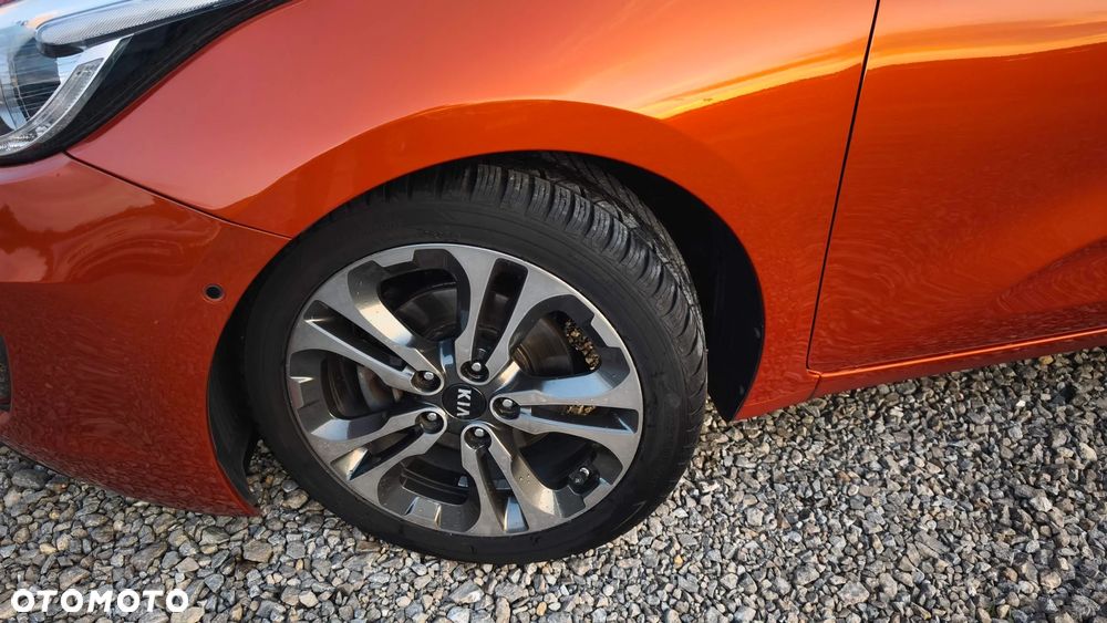 Kia Ceed 1.6 GDI Spirit - 24