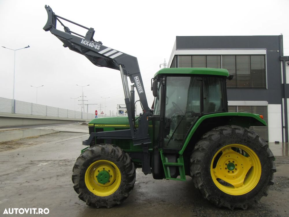 John Deere 6110 - 4