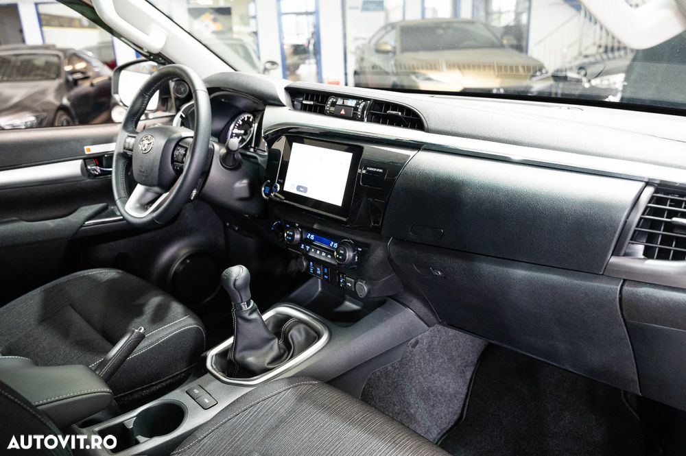 Toyota Hilux - 29