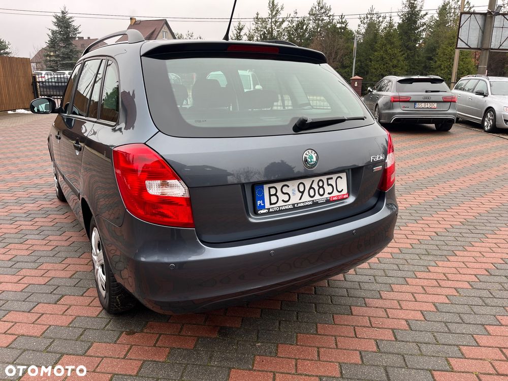 Skoda Fabia - 12