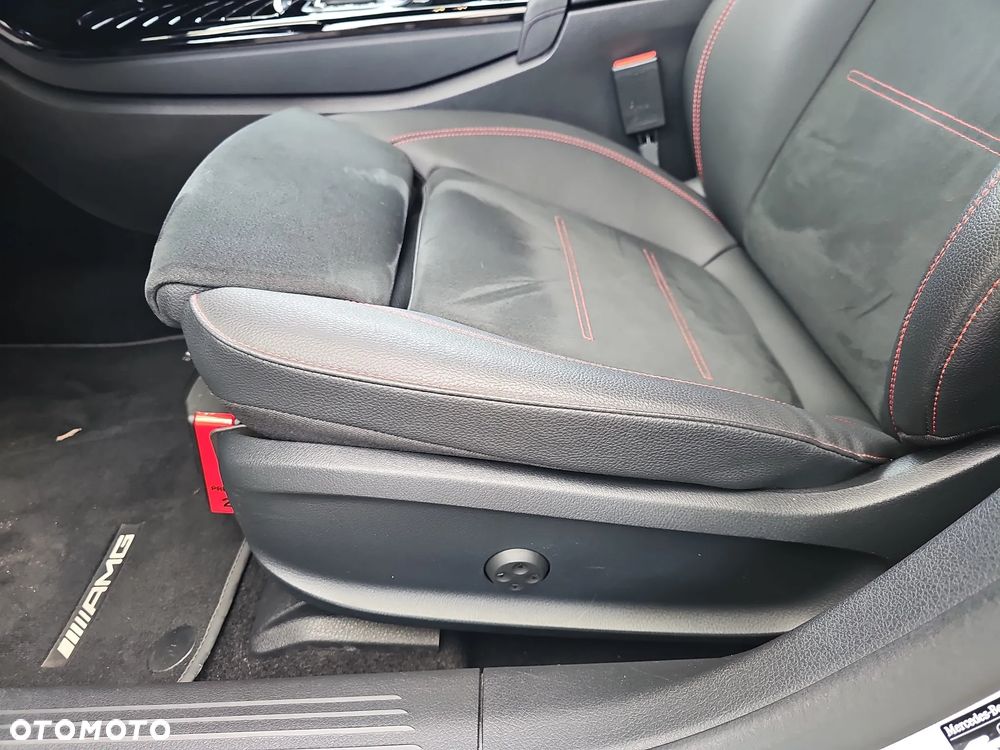 Mercedes-Benz CLA 200 AMG Line 7G-DCT - 14