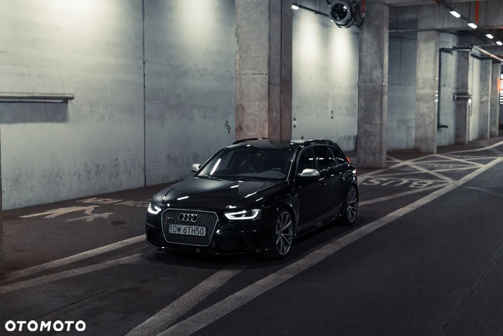 Audi RS4 Limousine - 21