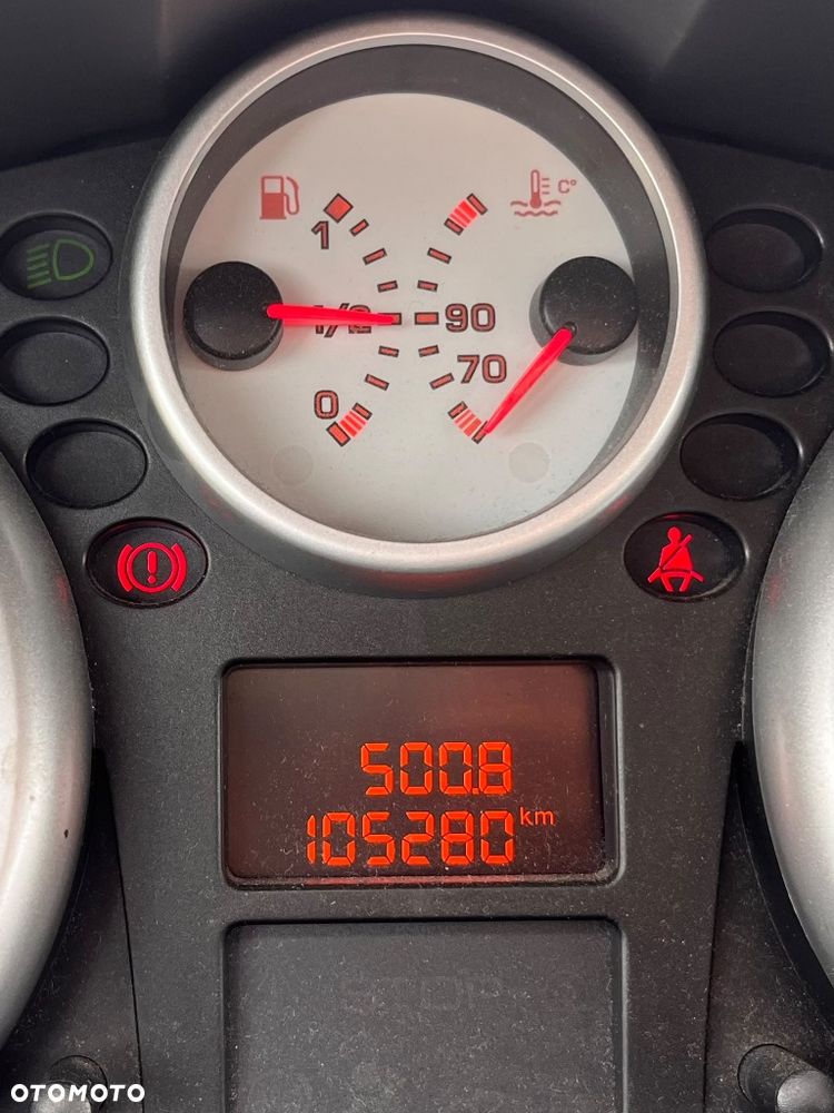 Peugeot 207 - 5