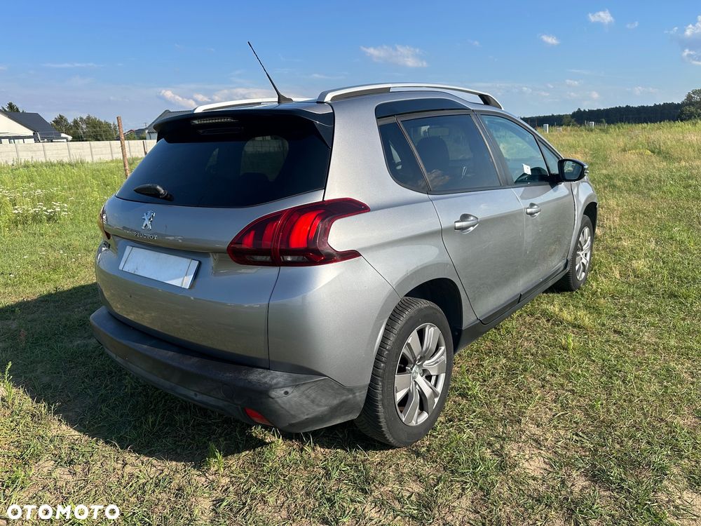 Peugeot 2008 PureTech 82 Allure - 3