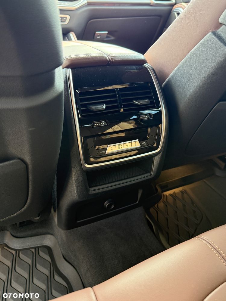 BMW X6 xDrive30d - 10